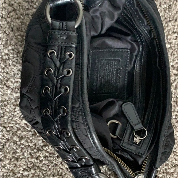 Authentic Coach Signature Hobo Bag J04K-6791 [SOLD] - Picture 3 of 7